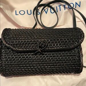 Zara woven handmade oval bag black